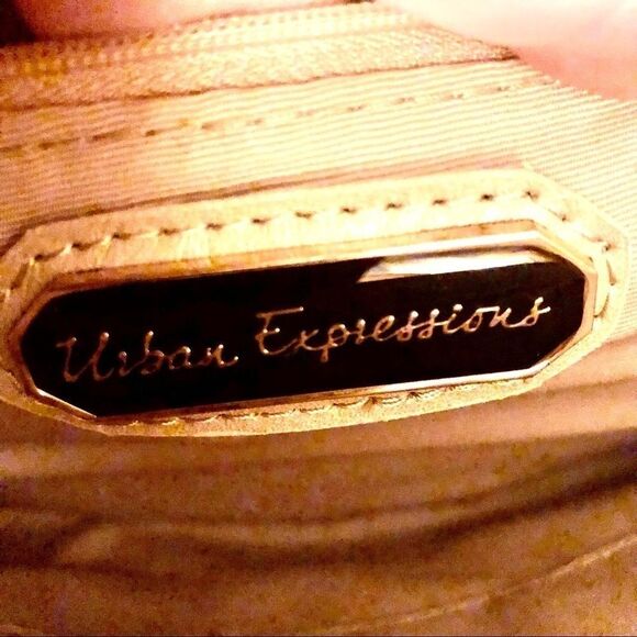 URBANâEXPRESSIONSâCUT OUTâTAN/GOLDâCROSSBODYâCLUTCH - Picture 2 of 16